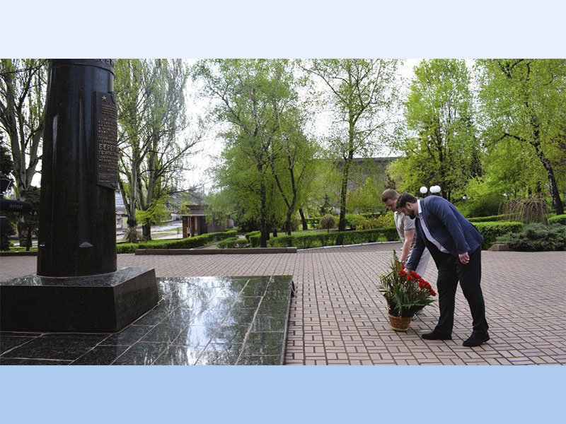 Состоялось возложение цветов в честь дня рождения Георгия Тимофеевича Берегового.