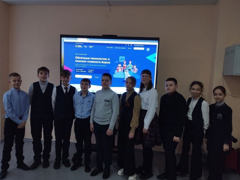 В школах города Енакиево завершилась Неделя информатики.