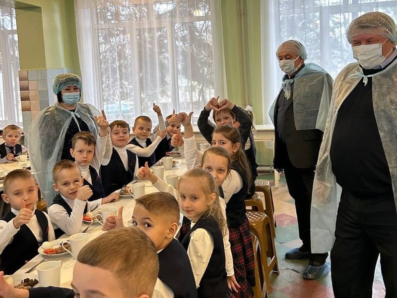 Проведен мониторинг состояния системы школьного питания в МБОУ &quot;Школа №25 города Енакиево&quot;.