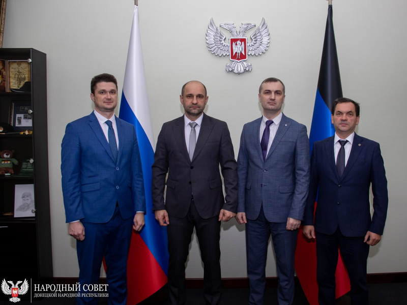 Подписано соглашение о сотрудничестве между Аппаратом Народного Совета и ДГУЮ Минюста России.