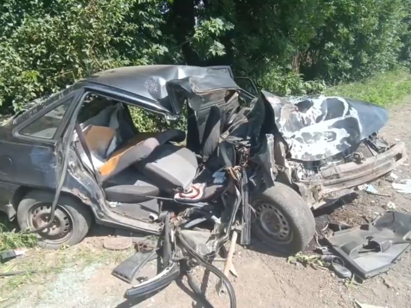 Два человека погибли и пять получили травмы в результате ДТП в Волновахском районе.