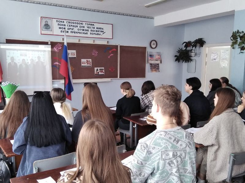 Школьники и учителя города Енакиево приняли участие в международном историческом проекте на тему событий Великой Отечественной войны «Диктант Победы».