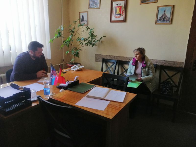 Глава муниципального образования городского округа Енакиево ДНР Храменков Р.А. провел личный прием граждан.