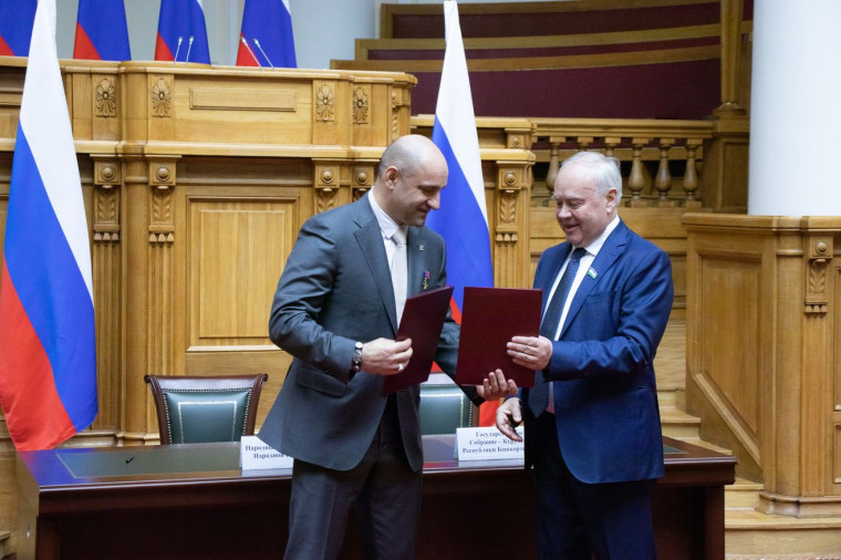 Народный Совет заключил соглашения о сотрудничестве с 4 парламентами субъектов Российской Федерации.