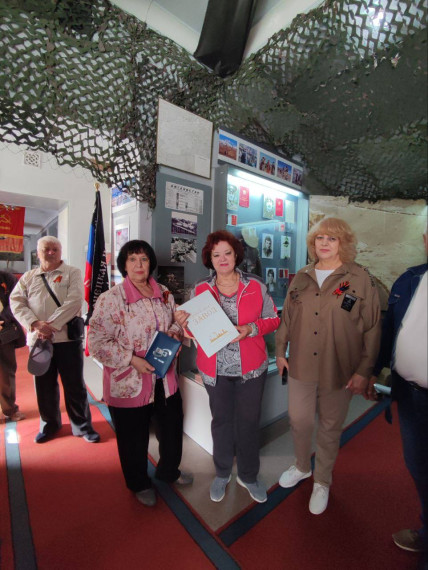 Совет ветеранов города Енакиево посетил Саур-Могилу.