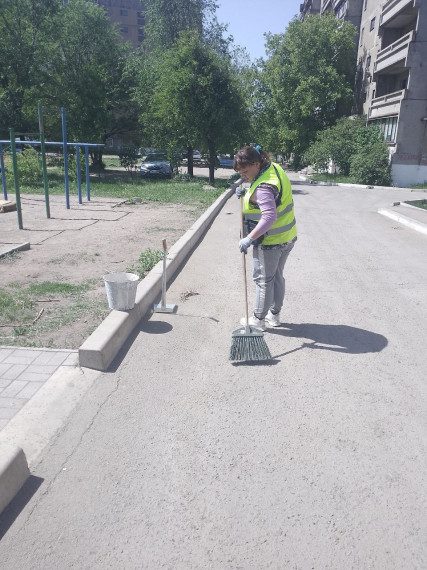 Коммунальными службами городского округа Енакиево выполнен ряд работ по благоустройству.